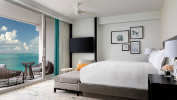 Deluxe Oceanfront King, Deluxe Guest room, 1 King, Oceanfront, at The Ritz-Carlton, Turks & Caicos