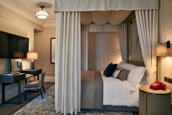 1 King Studio Suite Park View, at Kimpton Fitzroy London