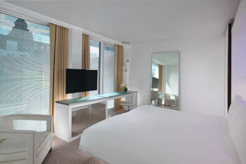 Deluxe King Room, at St Martins Lane London