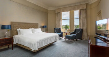 King Premier Room with Castle View, at The Caledonian Edinburgh, Curio Collection by Hilton