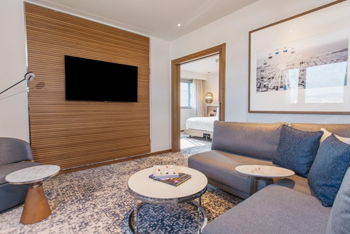 1 Bedroom Suite Balcony Club Lounge Access 1 King, at InterContinental Barcelona