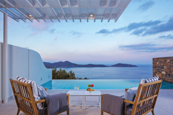 Junior Suite with Private Pool - Private Massage Room & Sea View, at Elounda Gulf Villas