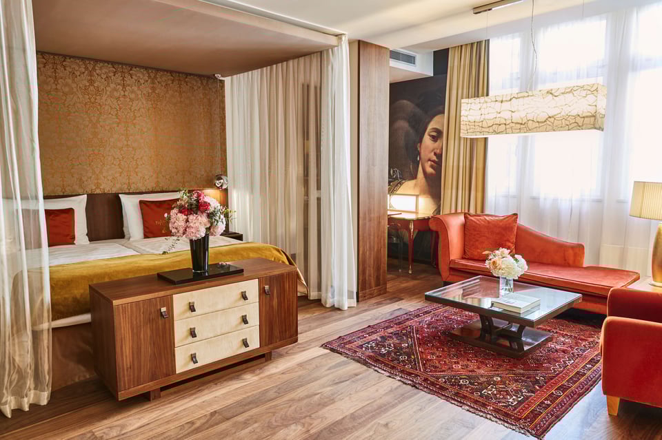 Junior Suite, at Hotel Vier Jahreszeiten Kempinski Munich