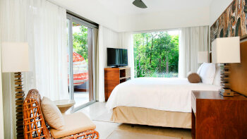 Habitat Superior, 1 Bedroom Suite, 1 King, Sofa bed, Resort view, at El Mangroove, Autograph Collection