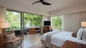 Canopy Grand, 1 Bedroom Larger Suite, 1 King, Resort view, at El Mangroove, Autograph Collection