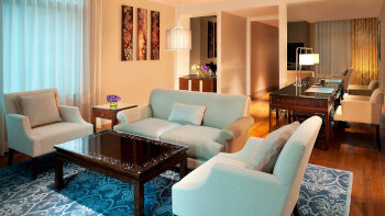 1 King Bed, Metropolitan Suite, at The St. Regis Bangkok