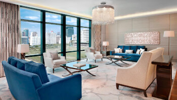 1 King Bed, Golf Course View, High Floor, Royal Suite, at The St. Regis Bangkok