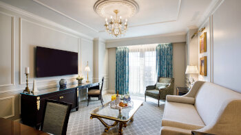 1 Bedroom Executive Suite, 1 King, Balcony, at Hotel Carmichael, Autograph Collection