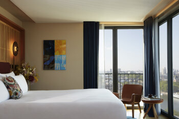 Studio Balcony, 1 King, Corner Junior Suite with Balcony, River Seine and Paris View, at SO/ Paris