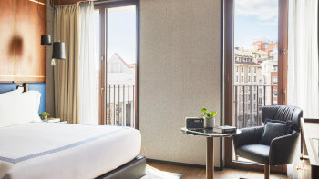 King Bed with Balcony, at Thompson Madrid