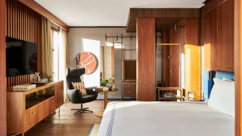 King Bed with Terrace, at Thompson Madrid