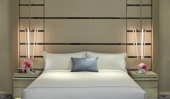 Deluxe Accessible King, at Crown Towers Sydney