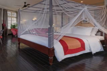 Colonial Junior Suite, at Azerai La Residence, Hue