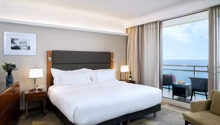 King Studio Vista Room with Sea View, at The Vista at Hilton Tel Aviv