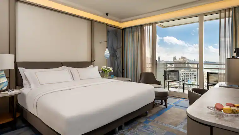 King Vista Premium Room with Sea View, at The Vista at Hilton Tel Aviv