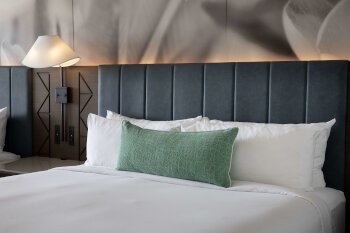 King - Garden View, at Royal Sonesta Kauai