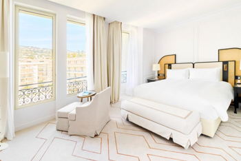 1 King Premium Garden View, at Carlton Cannes, A Regent Hotel