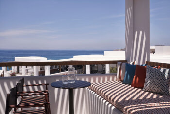 Terra Suite Sea View, at Andronis Minois