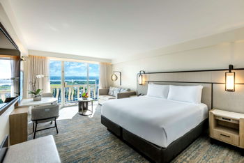 Deluxe - King - City View, at The Royal Sonesta San Juan