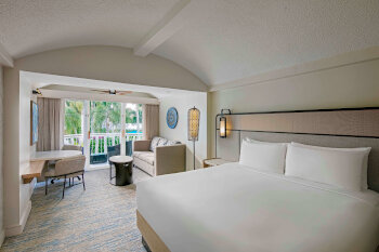 Club - King - Balcony, at The Royal Sonesta San Juan