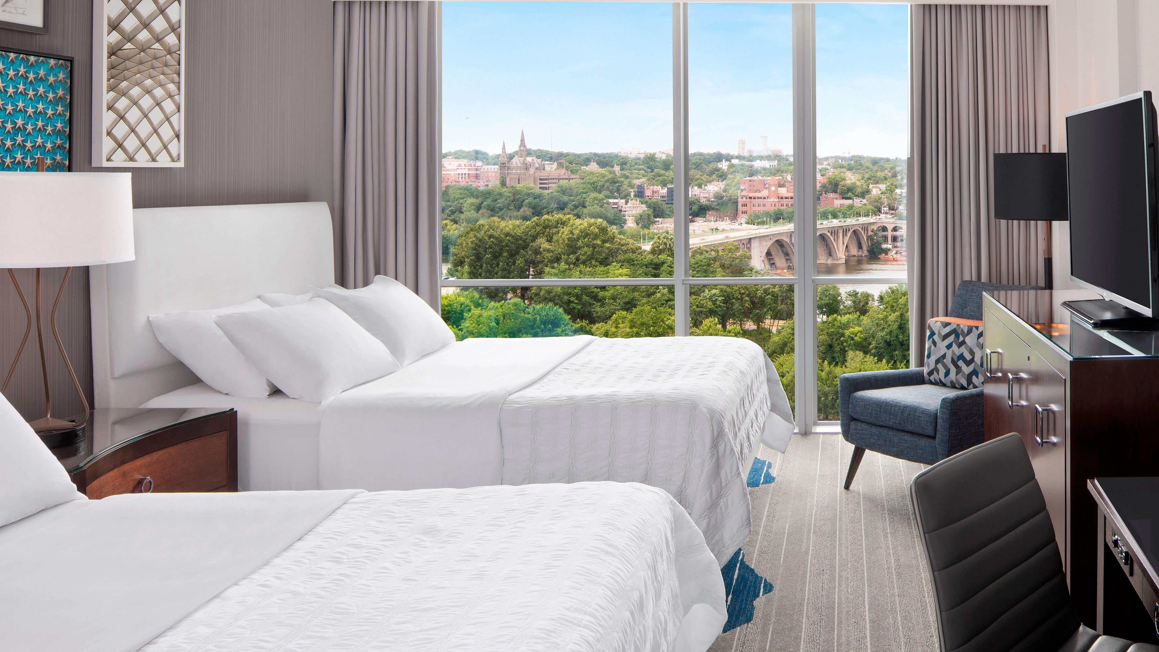 Superior Queen, Guest room, 2 Queen, High floor, at Le Meridien Arlington