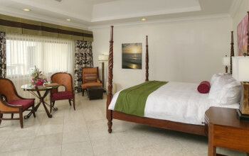 Luxury Beachside Doubloon, at The Buccaneer