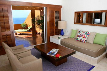 Junior Suite Jacuzzi, at Las Brisas Ixtapa