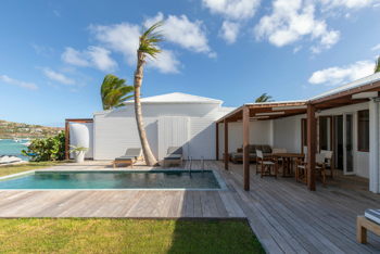 Du Pecheur Villa, One Bedroom King, Oceanfront, at Le Sereno