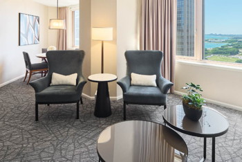 ADA Accessible Parkview 1 Bedroom Suite 1 King Tub, at Fairmont Chicago Millennium Park