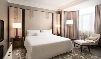 1 King Bed, Executive Suite, at Westin Palace Madrid