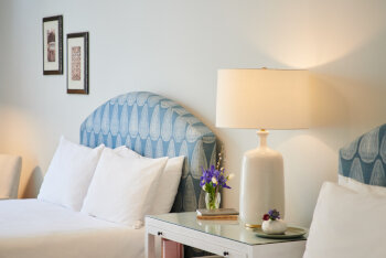 Deluxe Two Queen, at HarbourView Inn