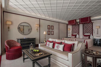 Deluxe Cragan Bosphorus View Room, 2 Twin Beds, at Ciragan Palace Kempinski Istanbul