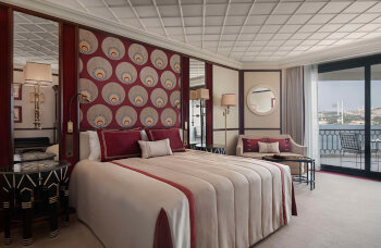 Cragan Bosphorus View Room, King Bed, at Ciragan Palace Kempinski Istanbul