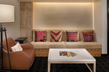 Executive River King, at Hotel Valencia Riverwalk