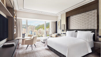 Renovated Premier Peak-view Room, Doubles, at Four Seasons Hotel Hong Kong