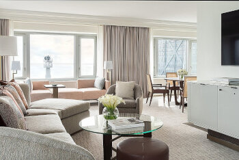 Deluxe One-Bedroom Suite, at Four Seasons Hotel Chicago
