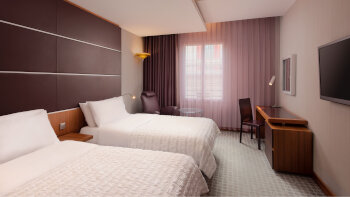 Deluxe, Guest room, 2 Twin, at Le Meridien Barcelona