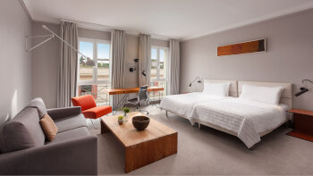 Junior, Suite, 2 Twin, at Le Meridien Barcelona