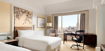 River Wing Horizon Bund View Room - 1 King Bed, at Pudong Shangri-La Shanghai