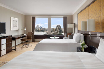 Deluxe Harbour Bridge Room, Single Beds, at Shangri-La Hotel Sydney