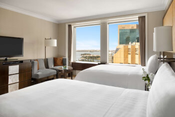 Executive Opera House City Room, Double Bed, at Shangri-La Hotel Sydney