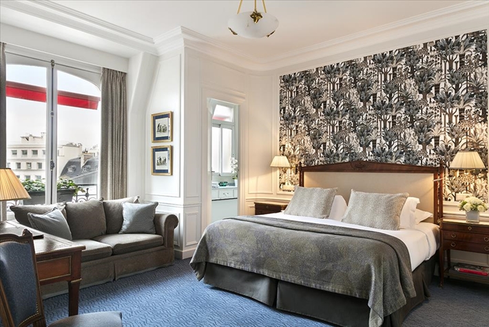 Deluxe Room, at Hotel San Regis Paris