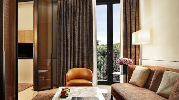 Superior, 1 Bedroom Suite, 1 King, Garden view, at Bulgari Hotel Milano