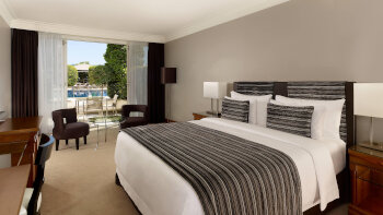 Premium room, Guest room, 1 King or 1 Twins, Partial lake view, at Hotel President Wilson