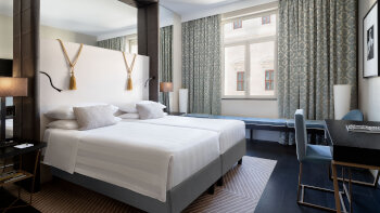 Superior, Guest room, 2 Twins, Urban view, at Hotel Sina Bernini Bristol