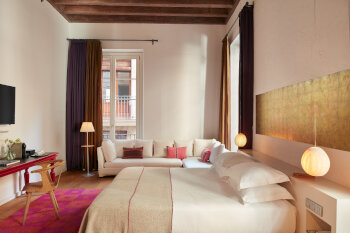 Junior Suite, at Hotel Neri