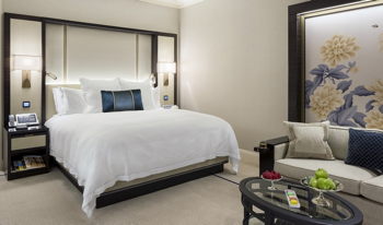 Grand Premier Room - 1 King, at The Peninsula Chicago