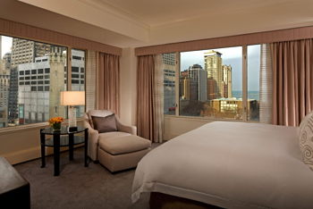 Grand Deluxe Suite, at The Peninsula Chicago