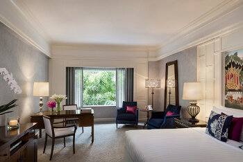Deluxe Room, at Anantara Siam Bangkok Hotel