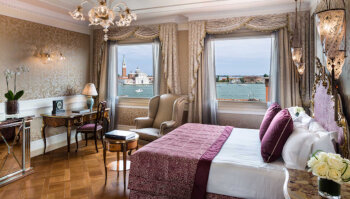 Junior Suites Lagoon View, at Baglioni Hotel Luna